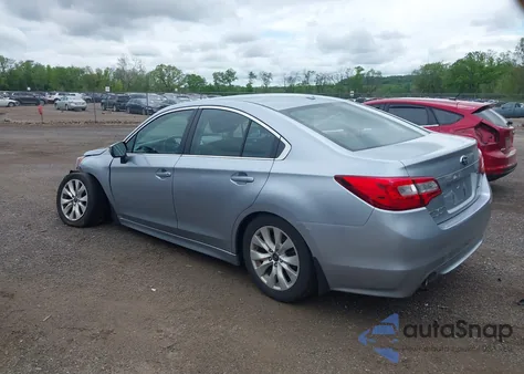 2015 Subaru Legacy 2.5I Premium из США, поврежденный, VIN 4S3BNAF62F3054628